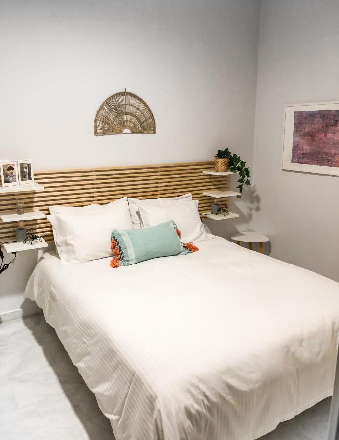 Your Cozy Downtown Home - Apartment Larissa Buitenkant foto
